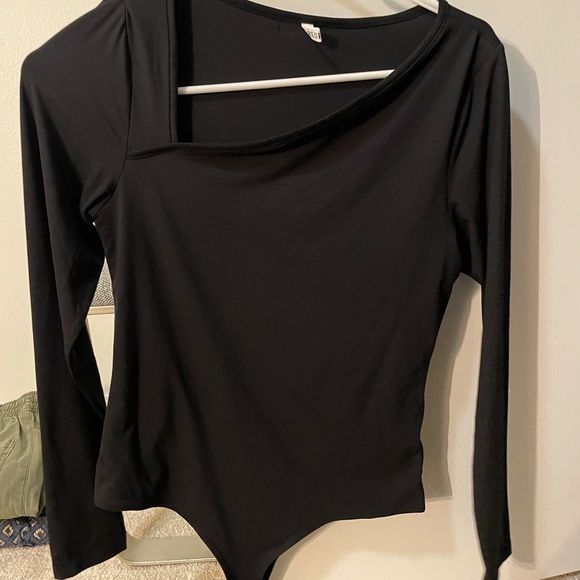 Reoria bodysuit - Picture 3 of 3